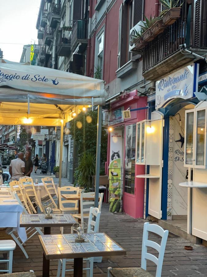 2 Passi A Napoli住宿加早餐旅馆 外观 照片